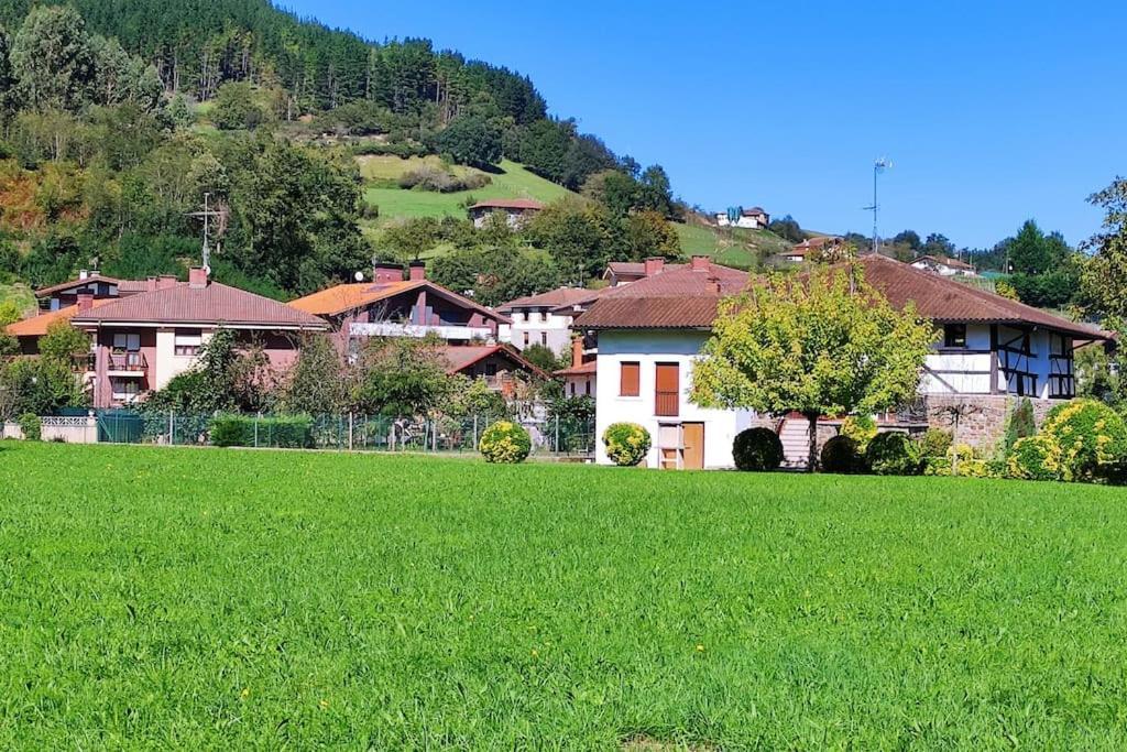 Alojamiento Rural, Jardin, A 25 Minutos De Bilbao, Parking Gratuito Arantzazu Exterior foto